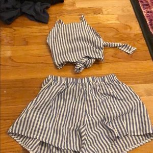 Blue and white striped set